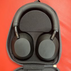Sony Headphones 1000XM5