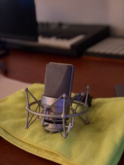 Neumann TLM 103 Condenser Microphone with shock mount