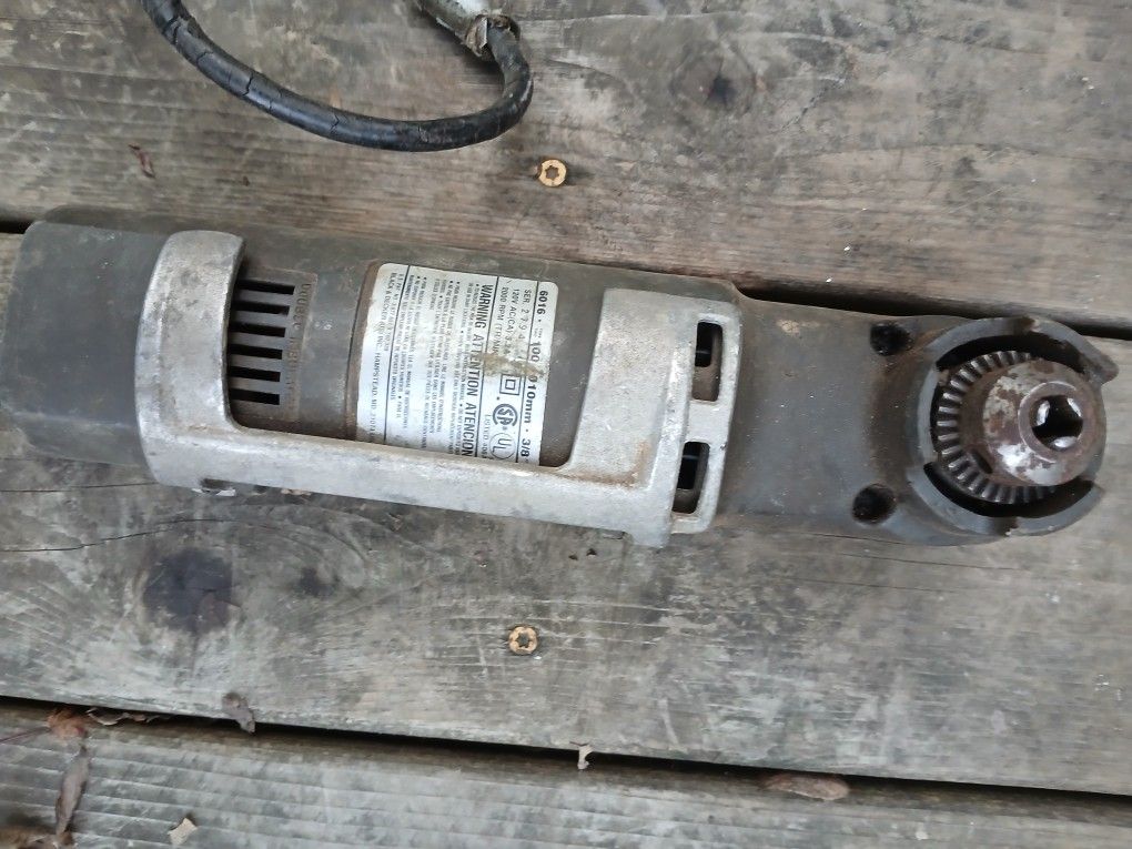 Black & Decker “Stubby” 3/8" Angle Drill