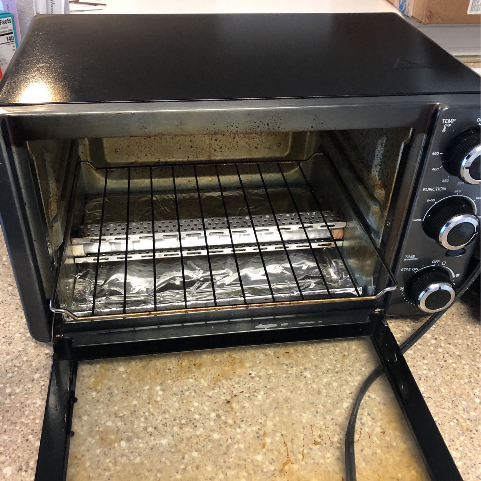 Toaster Oven, Griddle & Random Kitchen Stuff