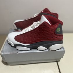 New red and white flint Jordan 13s! Size 12