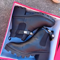 CATHERINE MALANDRINO  STYLE CHELSEY BLACK ANKLE BOOTS SIZE 7.5