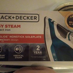 Black & Decker Compact Iron