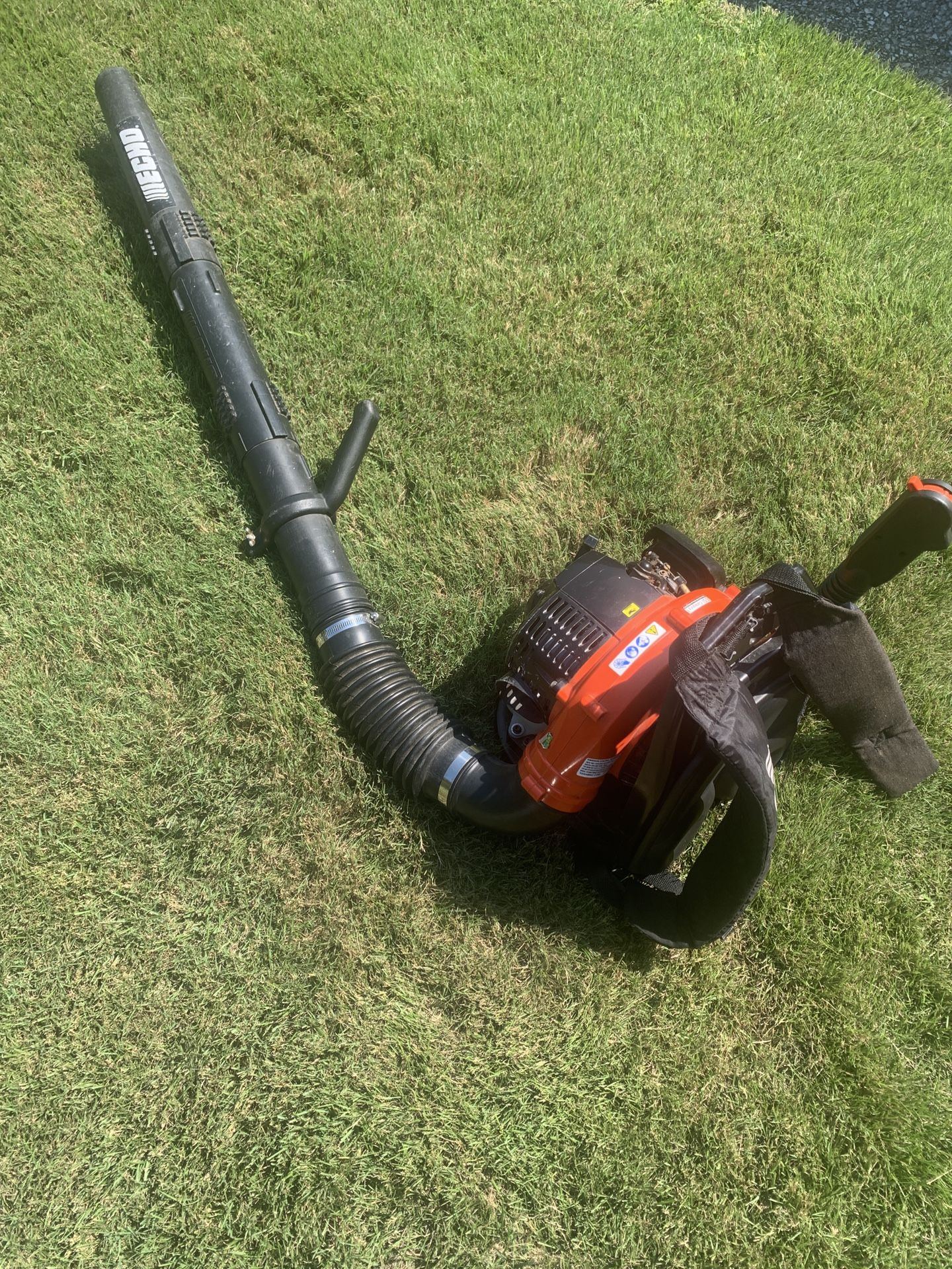 Leaf Blower-Gas Powered