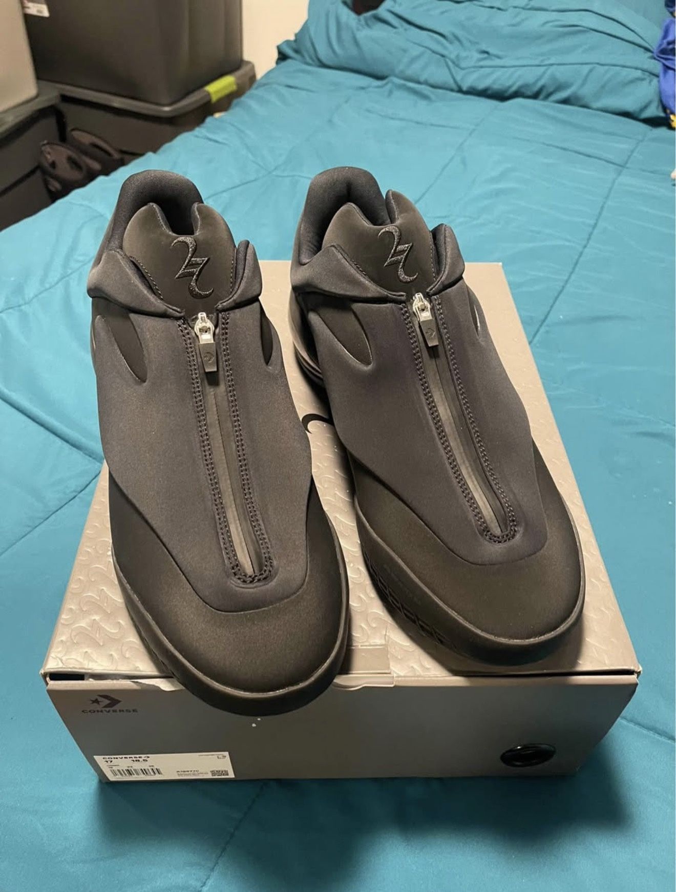 Converse Shai 001 Sneakers Charm Black M 17/ W 18.5