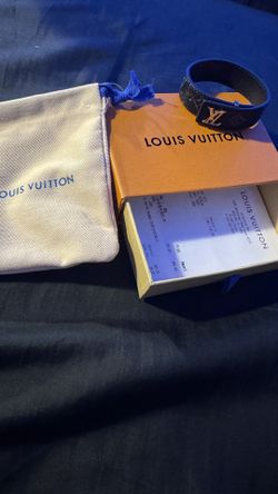 Lv bracelet