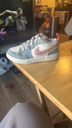 Kid shoes
