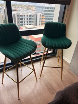Green and Gold Velvet Chairs (Never Used - Pick Up Only)
