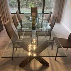 Restoration Hardware Dinning Room Table