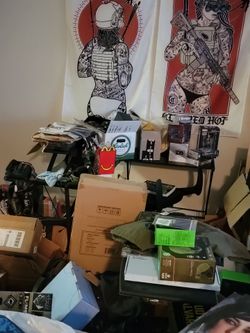Free L corner desk