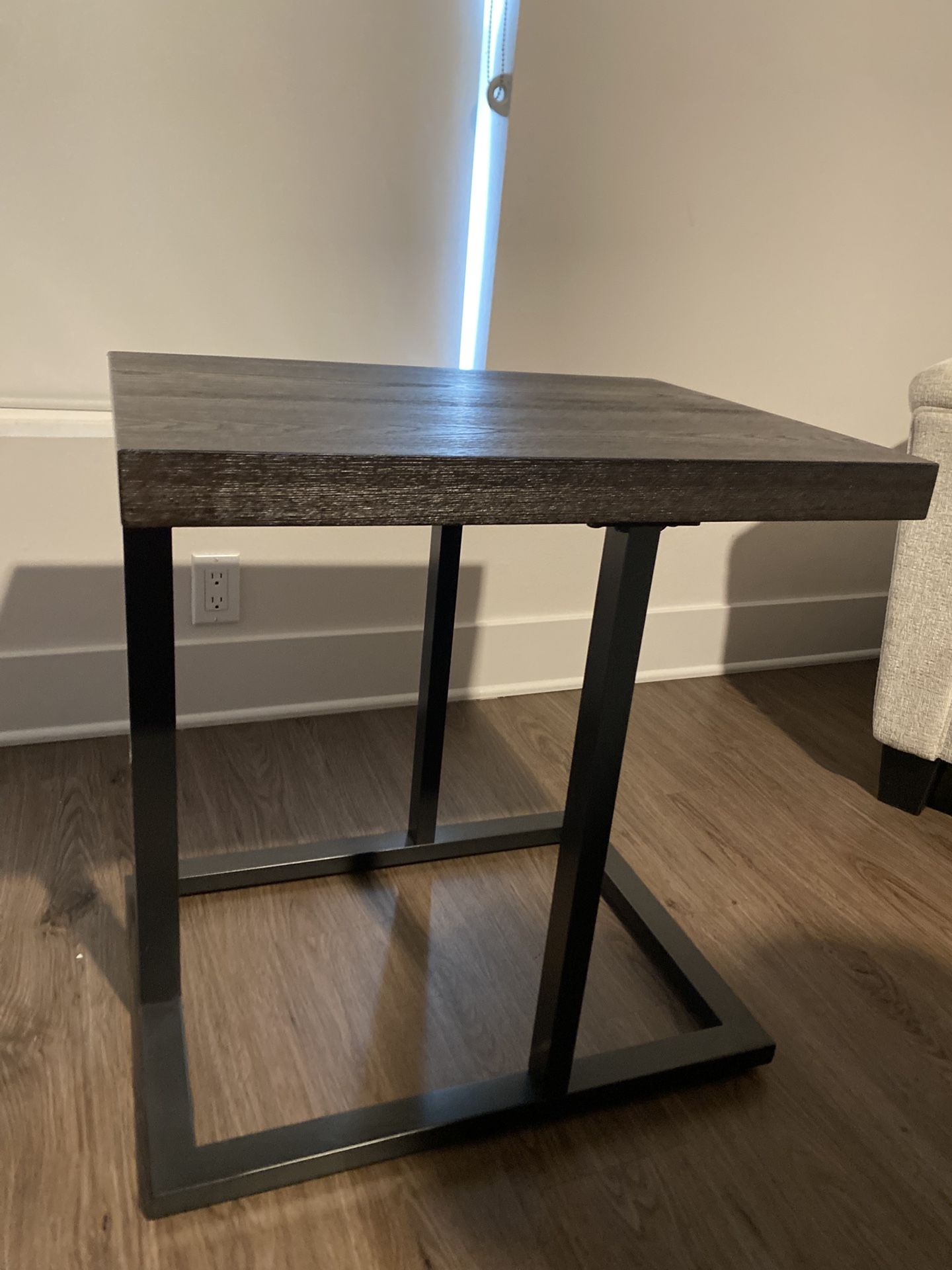 Single Small Desk