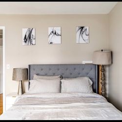 Upholstered Queen Bed