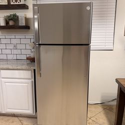GE Fridge