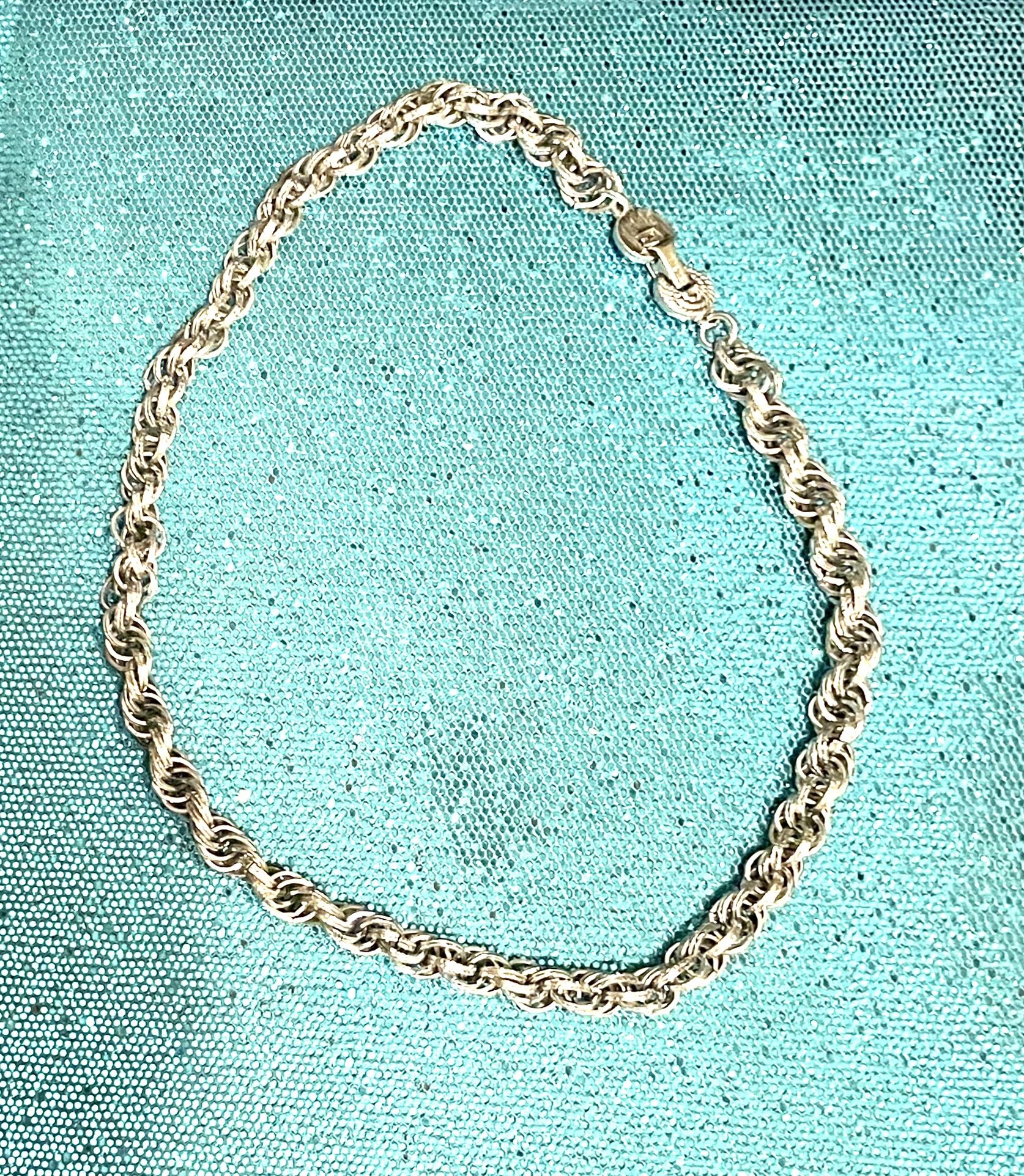 Vintage Monet Gold Tone Collar NL