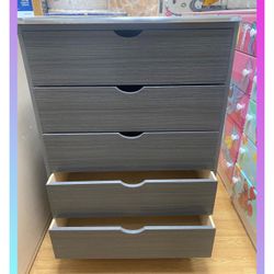 5 drawers dresser / Five drawers dresser /  Cajonera