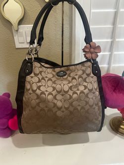 Coach Signature Shoulder Bag