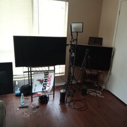 2 40 Inch  Vizio  TV 's