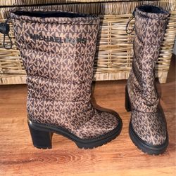 Michael Kors Boot Size 6.5