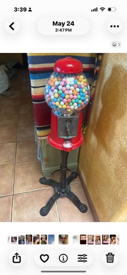 Vintage gumball machine/ takes nickels