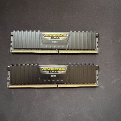 16 GB (8x2) Corsair Vengeance RAM