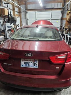 Car available for pats or body pieces