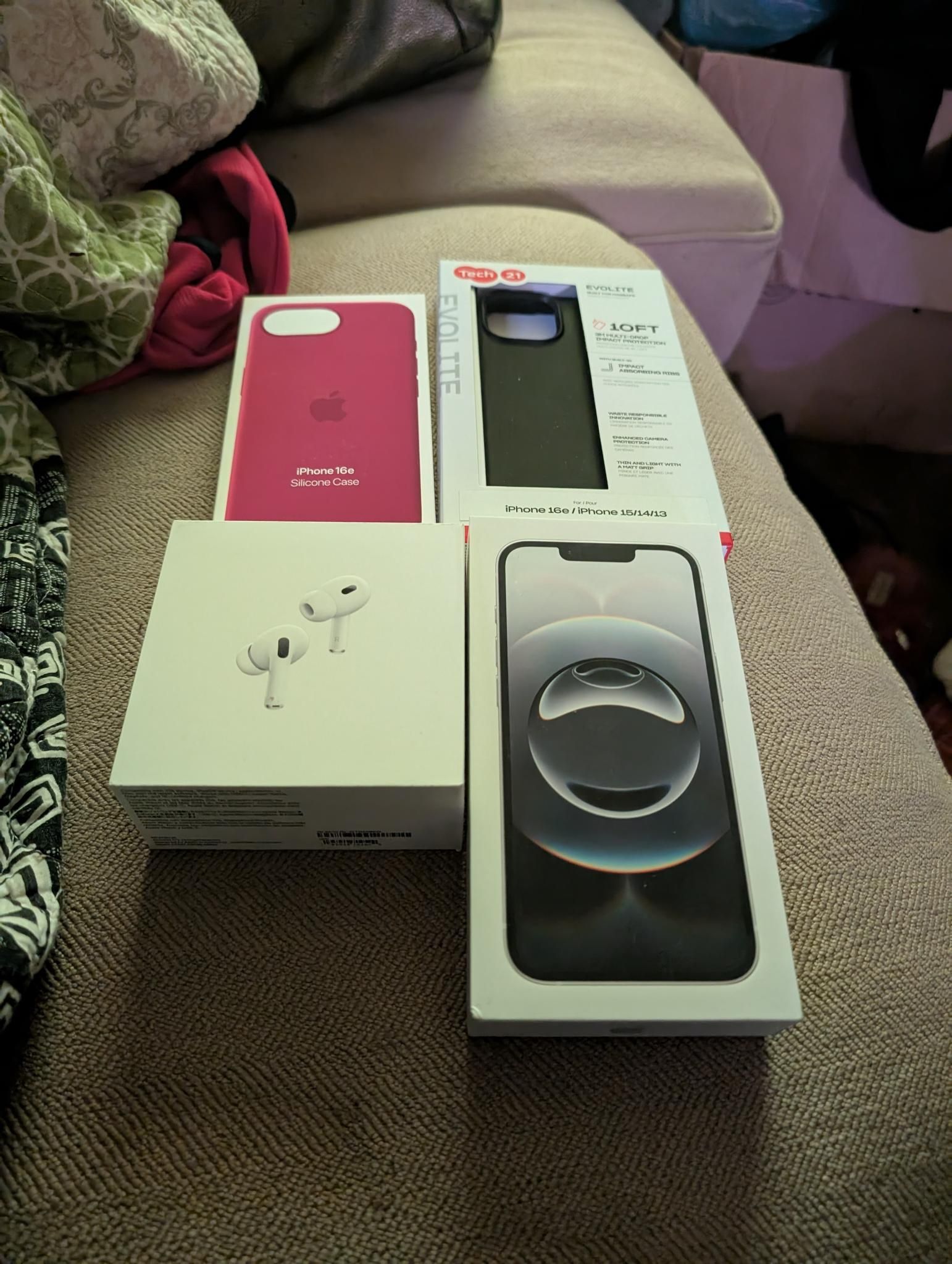 Apple iPhone 16e - T-Mobile, White, 256 GB, A3212