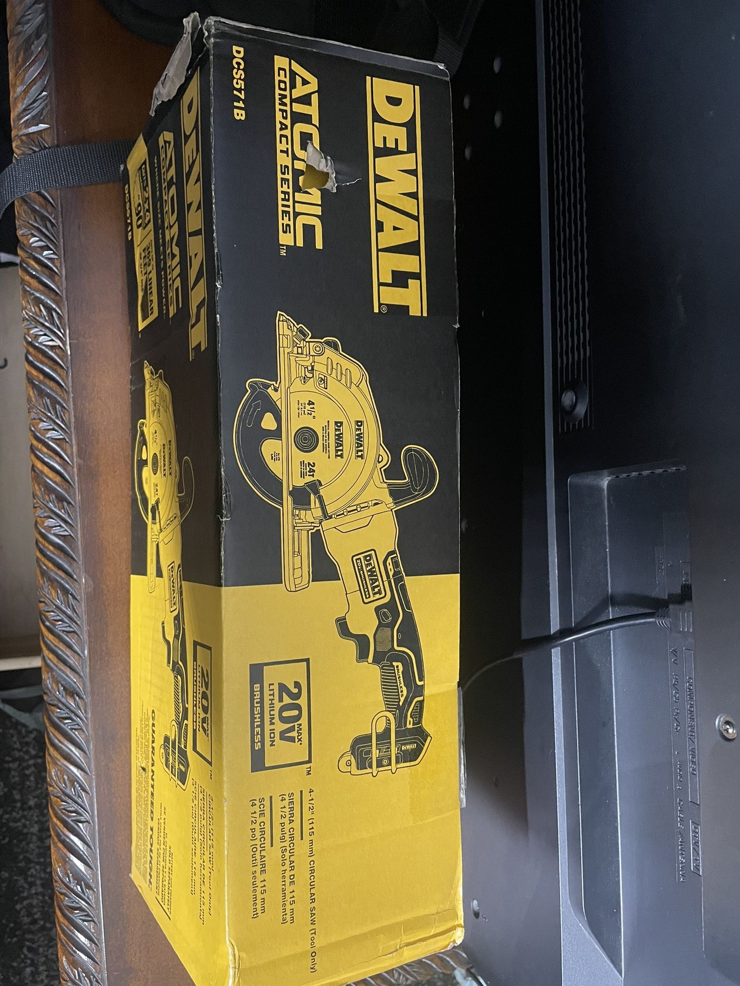 Brand New Dewalt Circular Saw 4 1/2