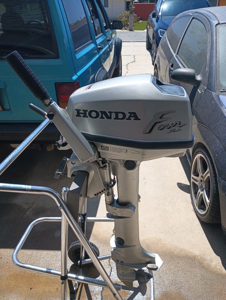 Honda 5 HP 4 Stroke Long Shaft Outboard