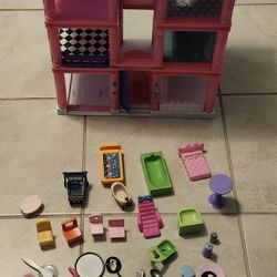 Small Doll Play House