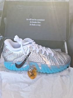 Ja morant 3 jurassic park Size 9.5