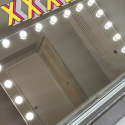 Hollywood Make Up Mirror