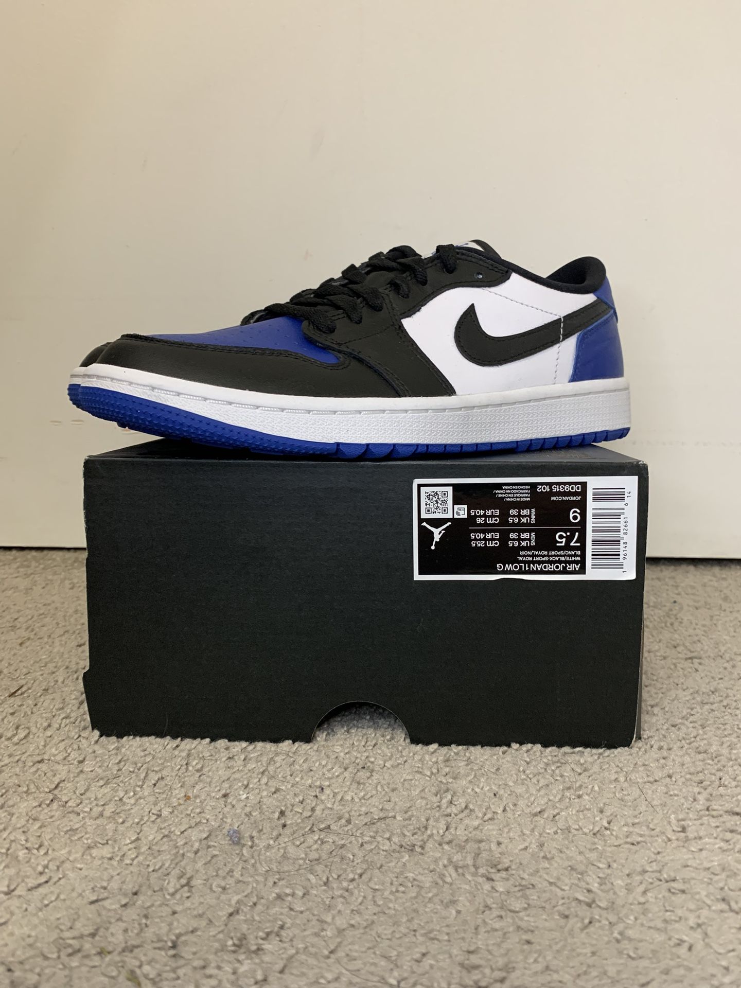 DS JORDAN 1 LOW GOLF ROYAL TOE SIZE 7.5