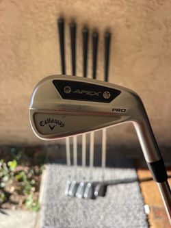 Callaway Golf Apex Pro 24 irons