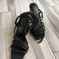 Black Heels Size 8