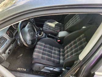 VW GTI PLAID SEATS