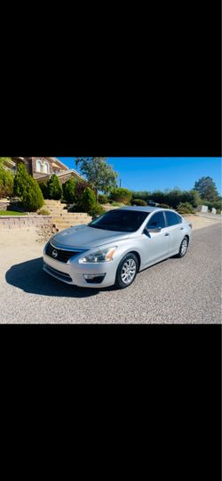 Nissan Altima 2015