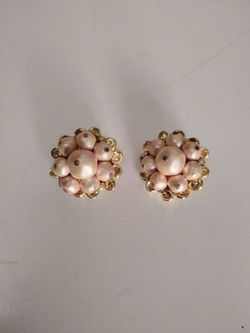 Vintage Old Pair of Pink Bead Cluster Clip-On Earrings