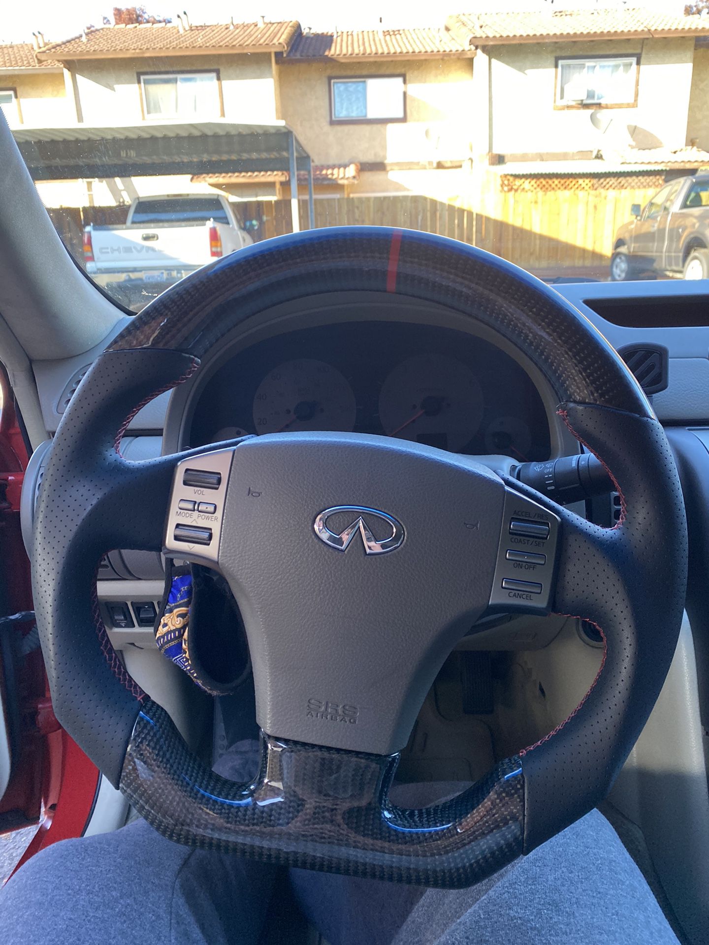Infiniti G35 Carbon Fiber Steering wheel