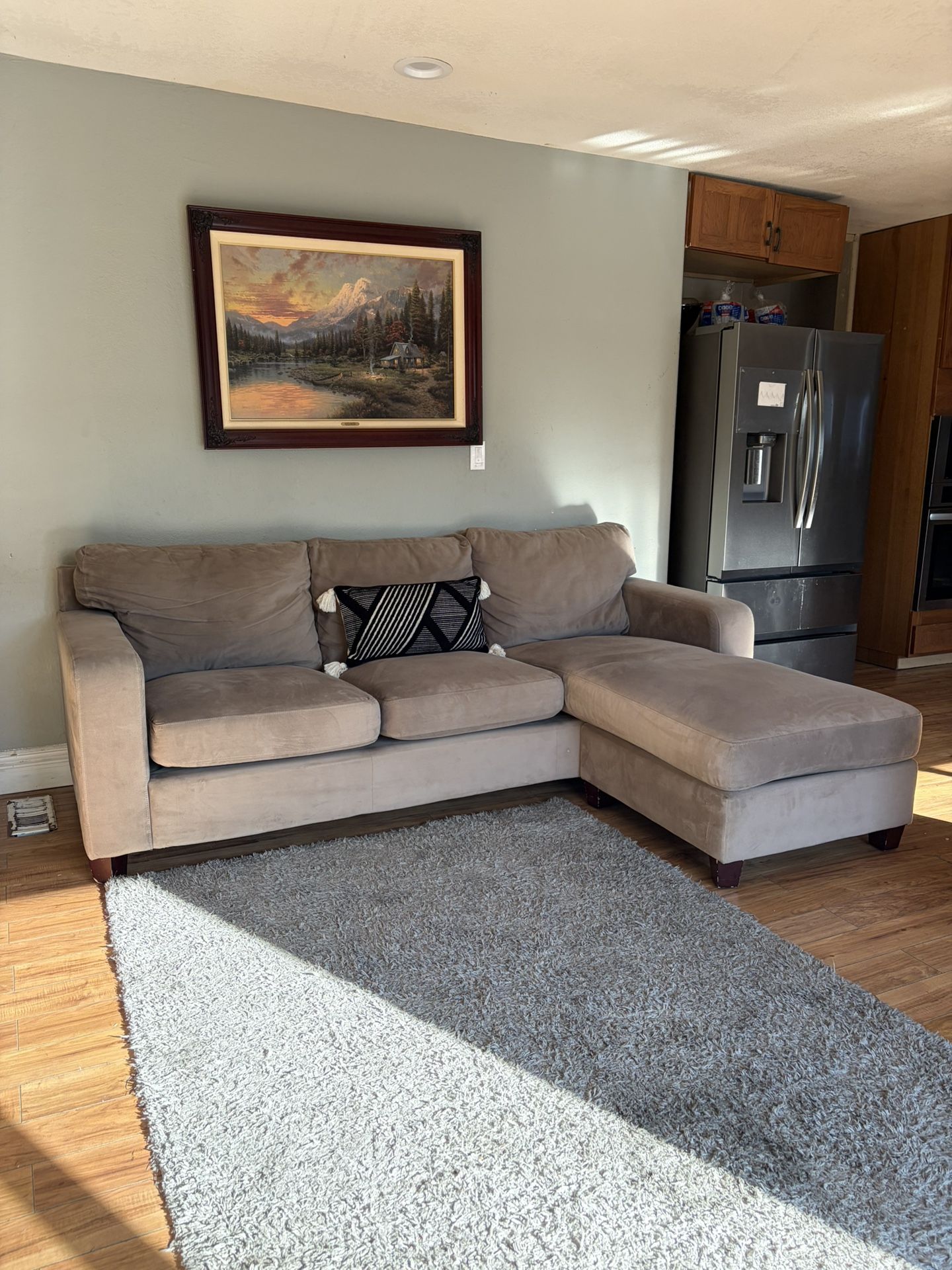 FREE DELIVERY- Ashley Furniture 2-Piece Sectional Sofa W Reversible Chaise 