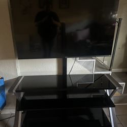Flat screen 50 inch / entertainment center 