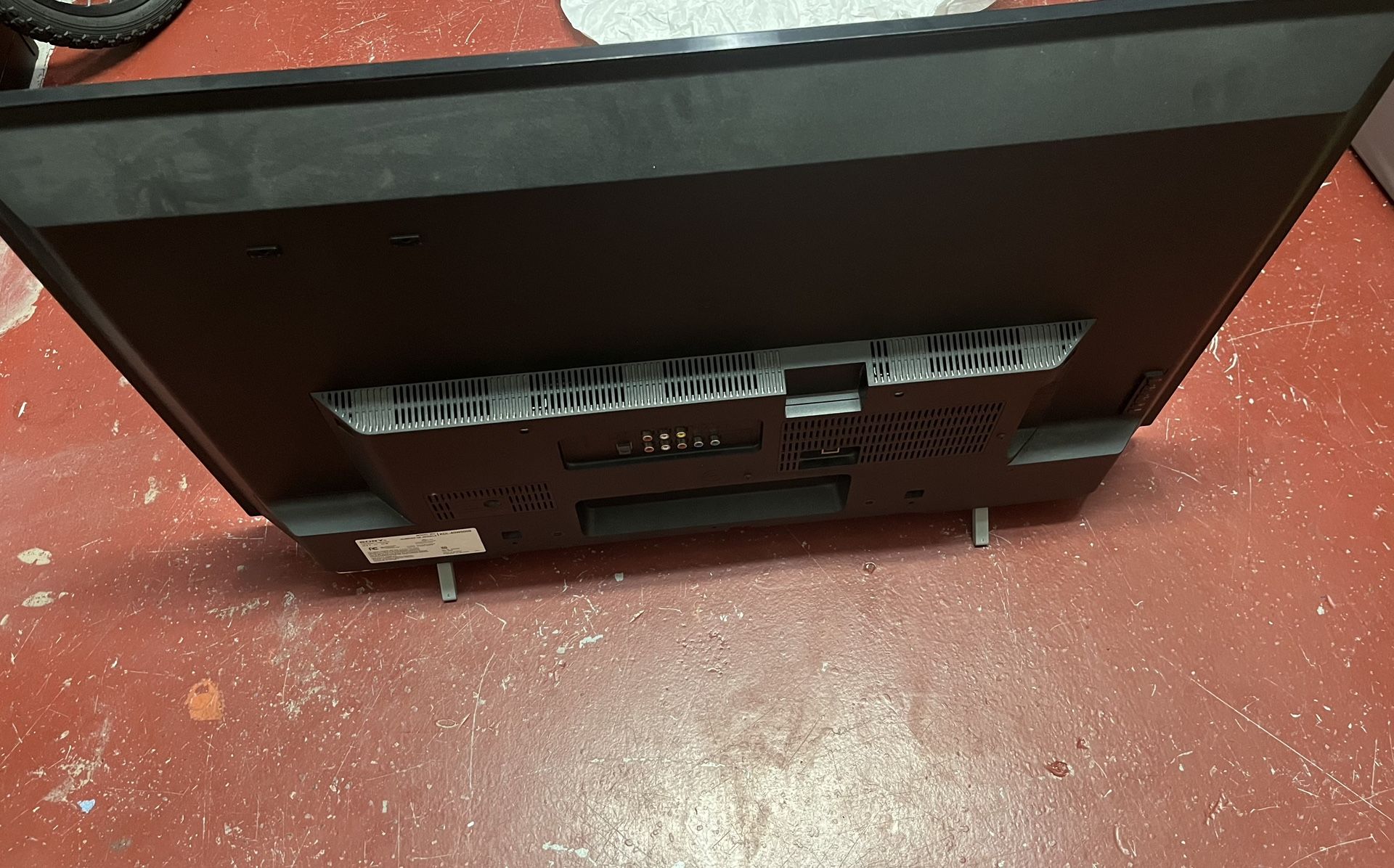 42” Sony TV