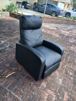 Reclyning sofa