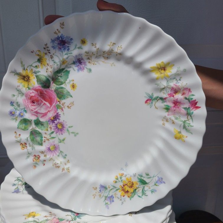 Royal DOULTON