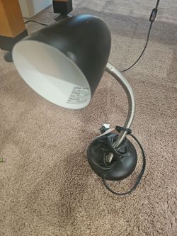 Table lamp