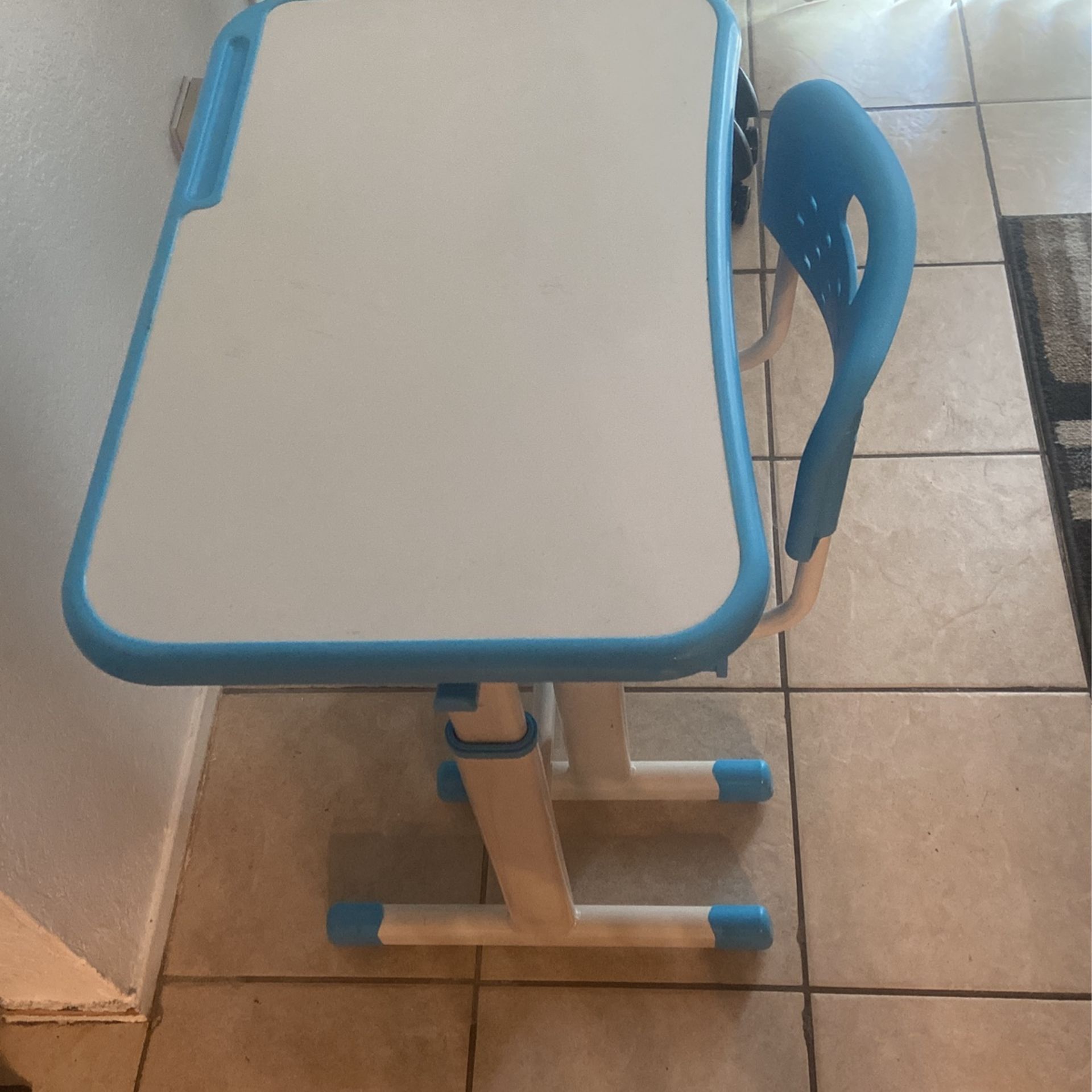 Kids Desk
