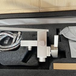 Single-Handle Floor Mount Freestanding Bathtub Faucet Waterfall Tub Filler with Handheld Shower in Brushed Nickel Sh31 N  