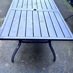 Outdoor / Patio Table 