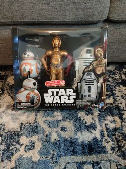Star Wars The Force Awakens Droid Pack C-3PO BB-8 and RO-4LO Special Collectors Edition