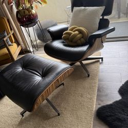 Eames Style Lounge Chair & Ottoman – Black Leather & Wood