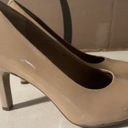 Clarks Women's Heels Dress Pumps shoes Size 8 M